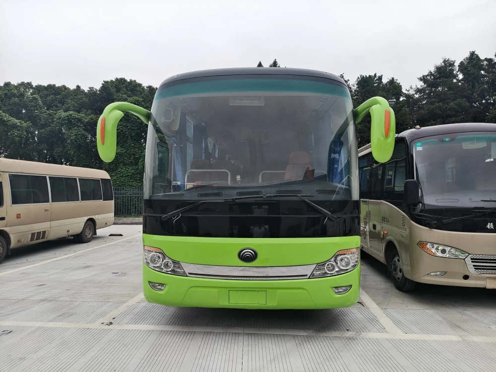Yutong 12-метровый подержанный дизельный автобус