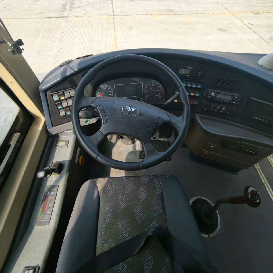 Дизельный автобус Neoplan 38 мест