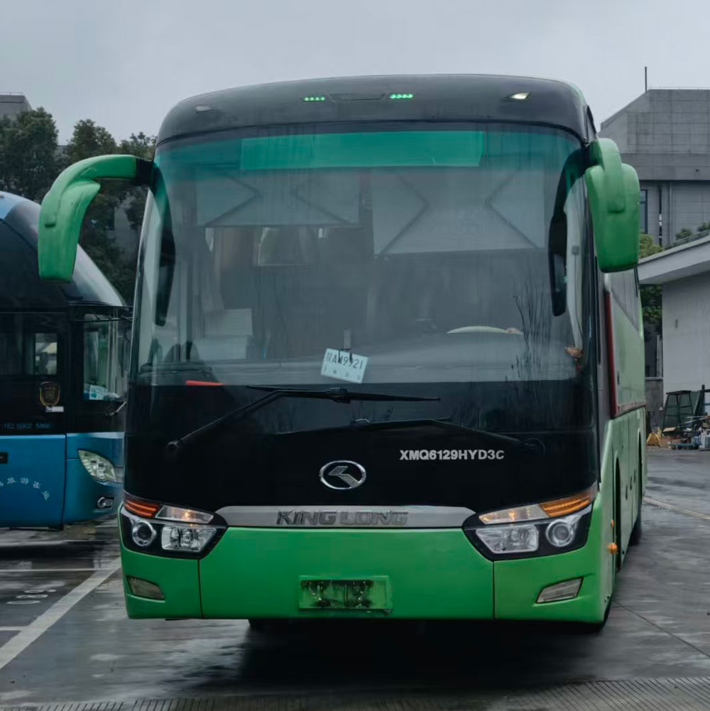 Дизельный подержанный автобус Kinglong 53 места