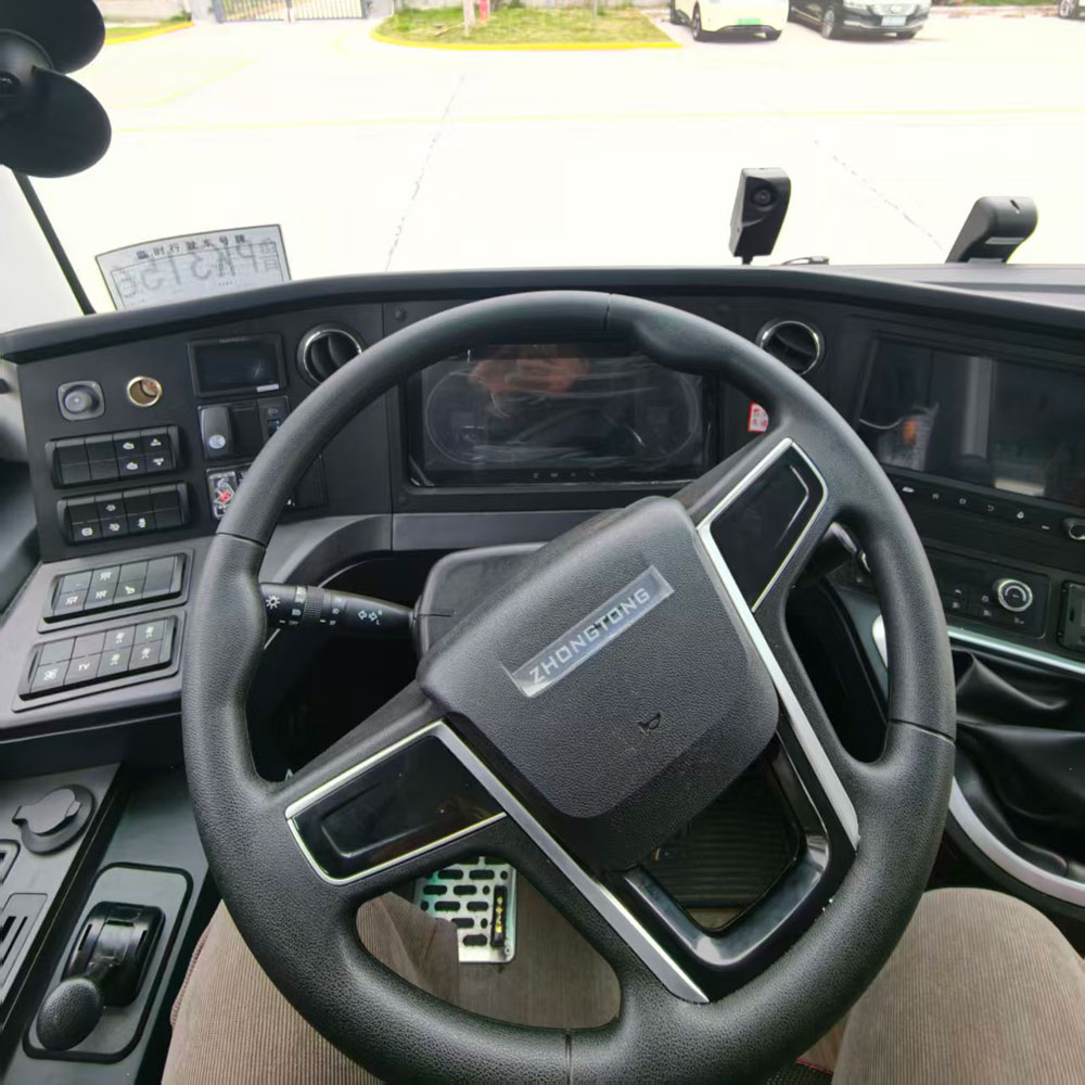 Новый дизельный автобус Zhongtong длиной 11 м