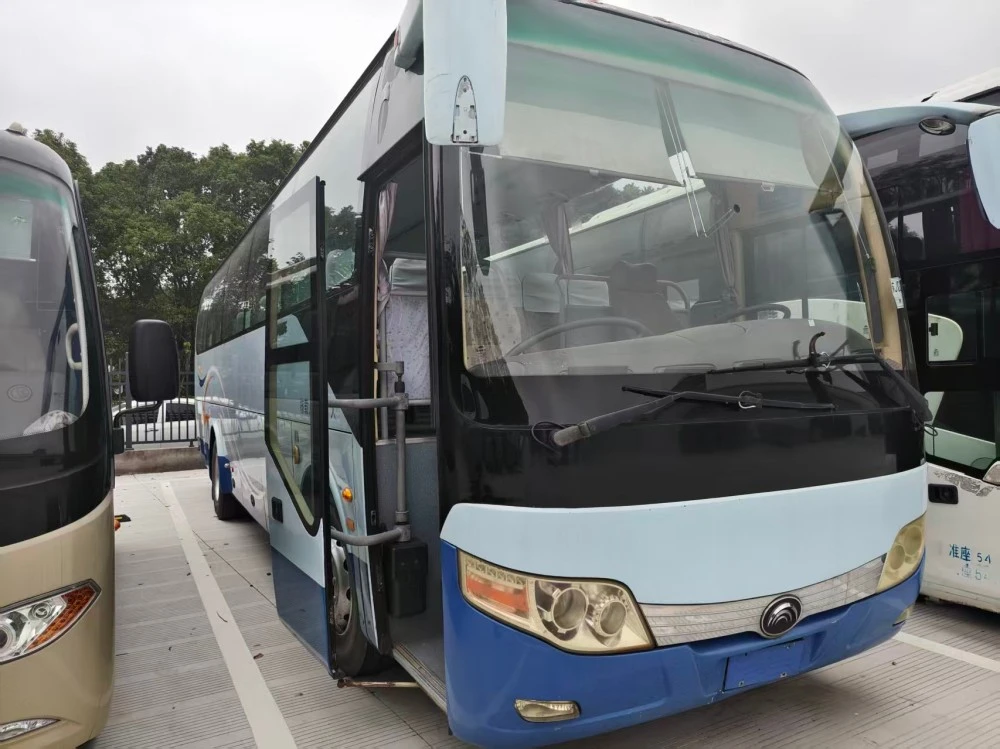 Yutong 10-метровый подержанный дизельный автобус