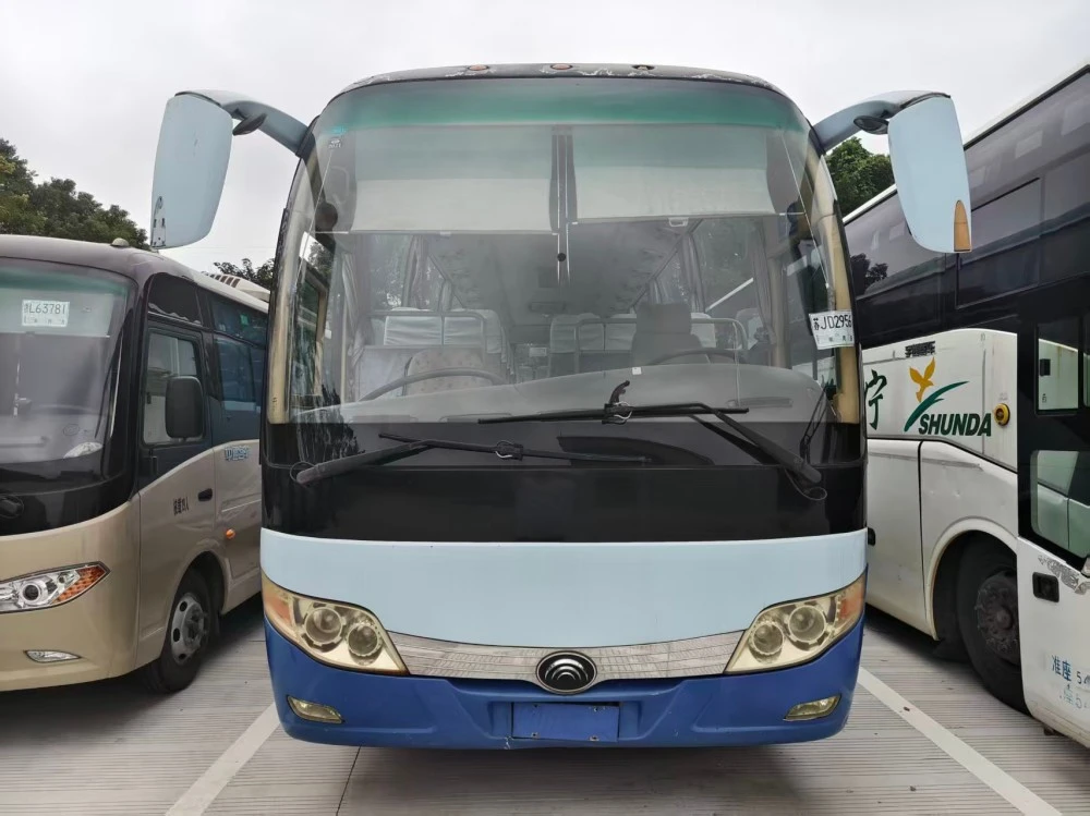 Yutong 10-метровый подержанный дизельный автобус