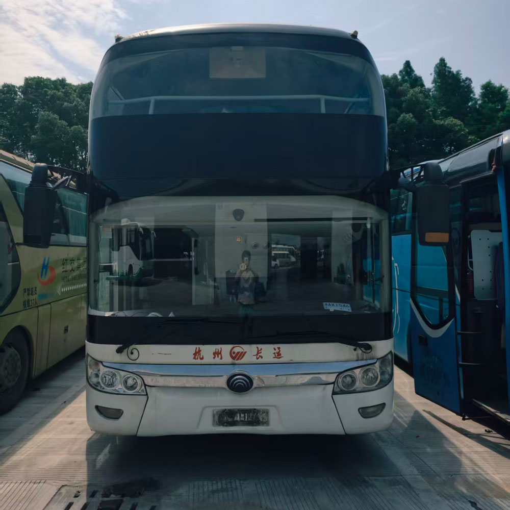 Yutong 39-местный автобус с дизельным двигателем Yutong 39-местный автобус с дизельным двигателем