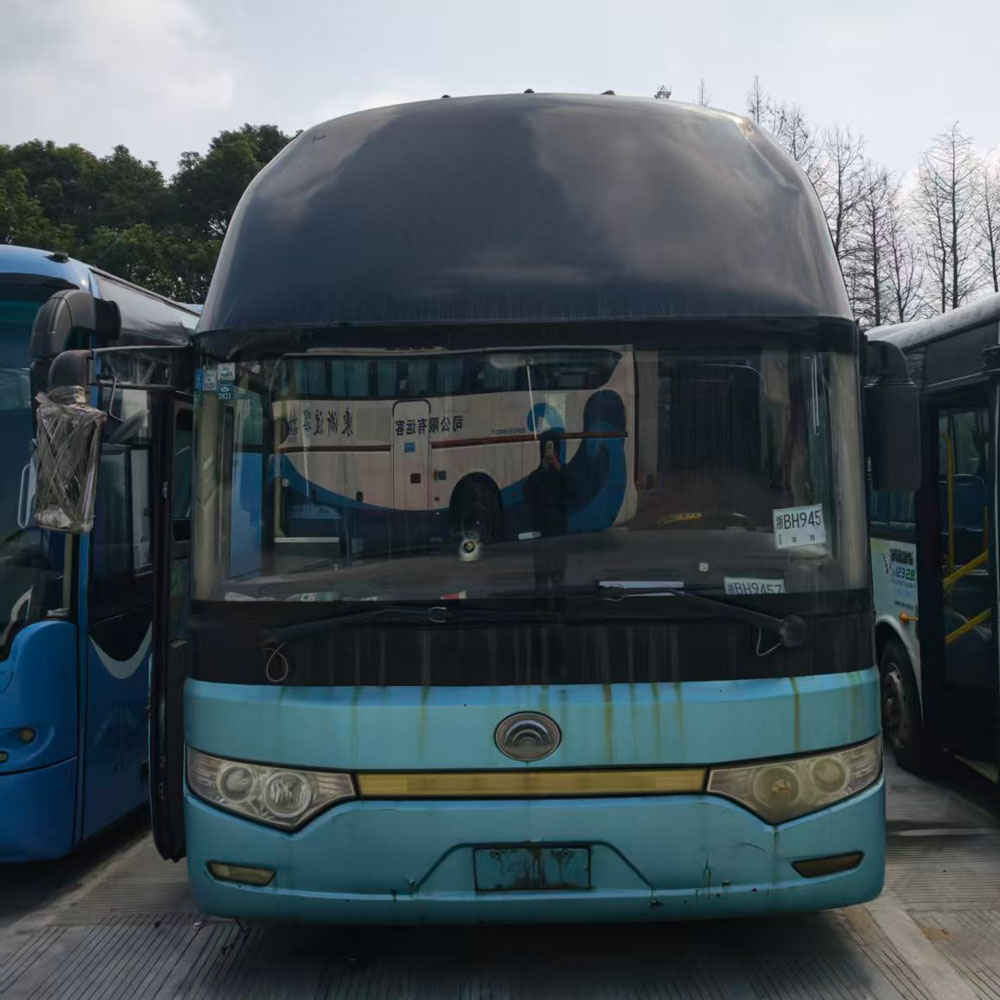 Yutong 53-местный дизельный подержанный синий автобус Yutong 53-местный дизельный подержанный синий автобус